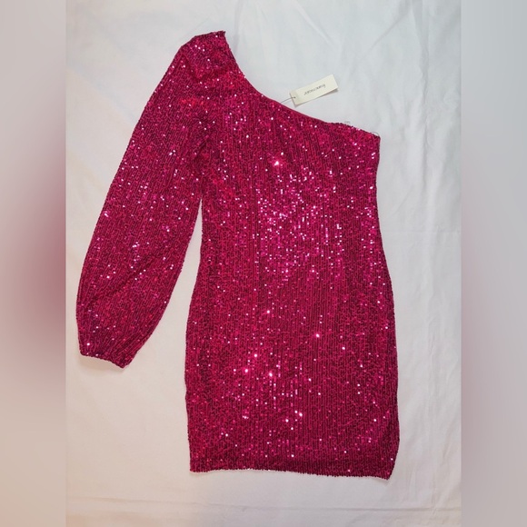 Crystal Doll NWT Size M Pink Sequin Kendell One Shoulder Long Sleeve Mini Dress - Picture 3 of 10